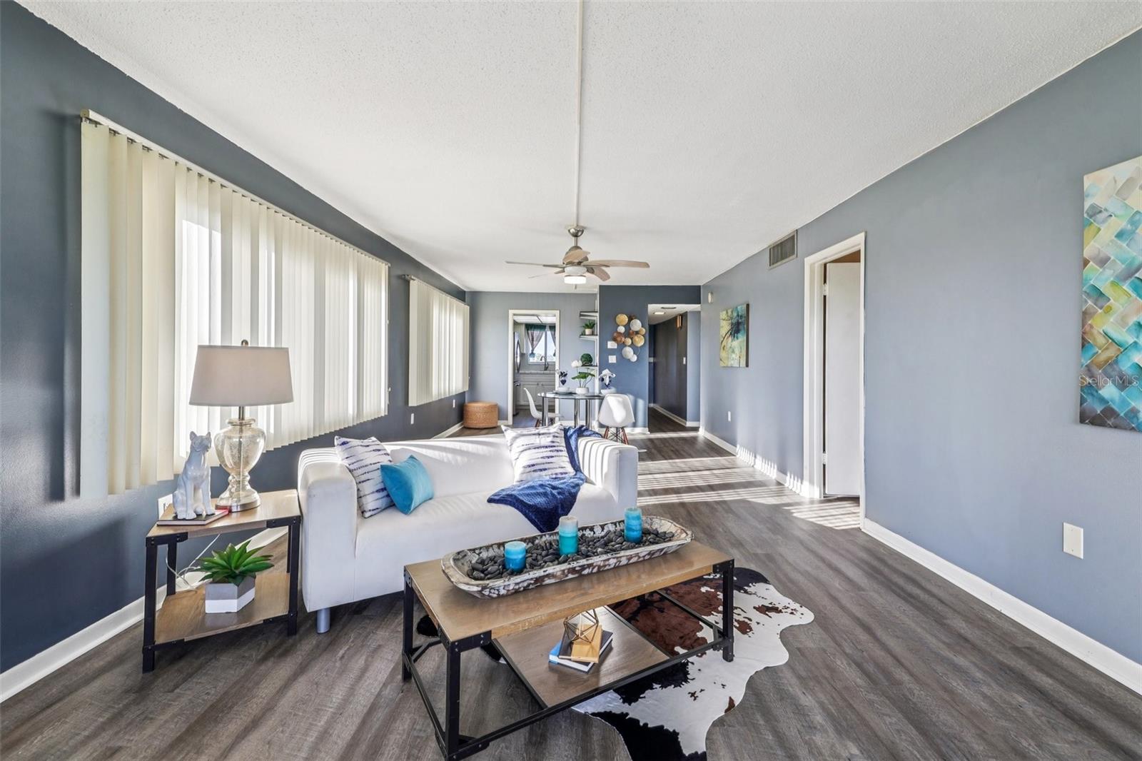 Image 11 of 68 For 8950 Park Boulevard 405