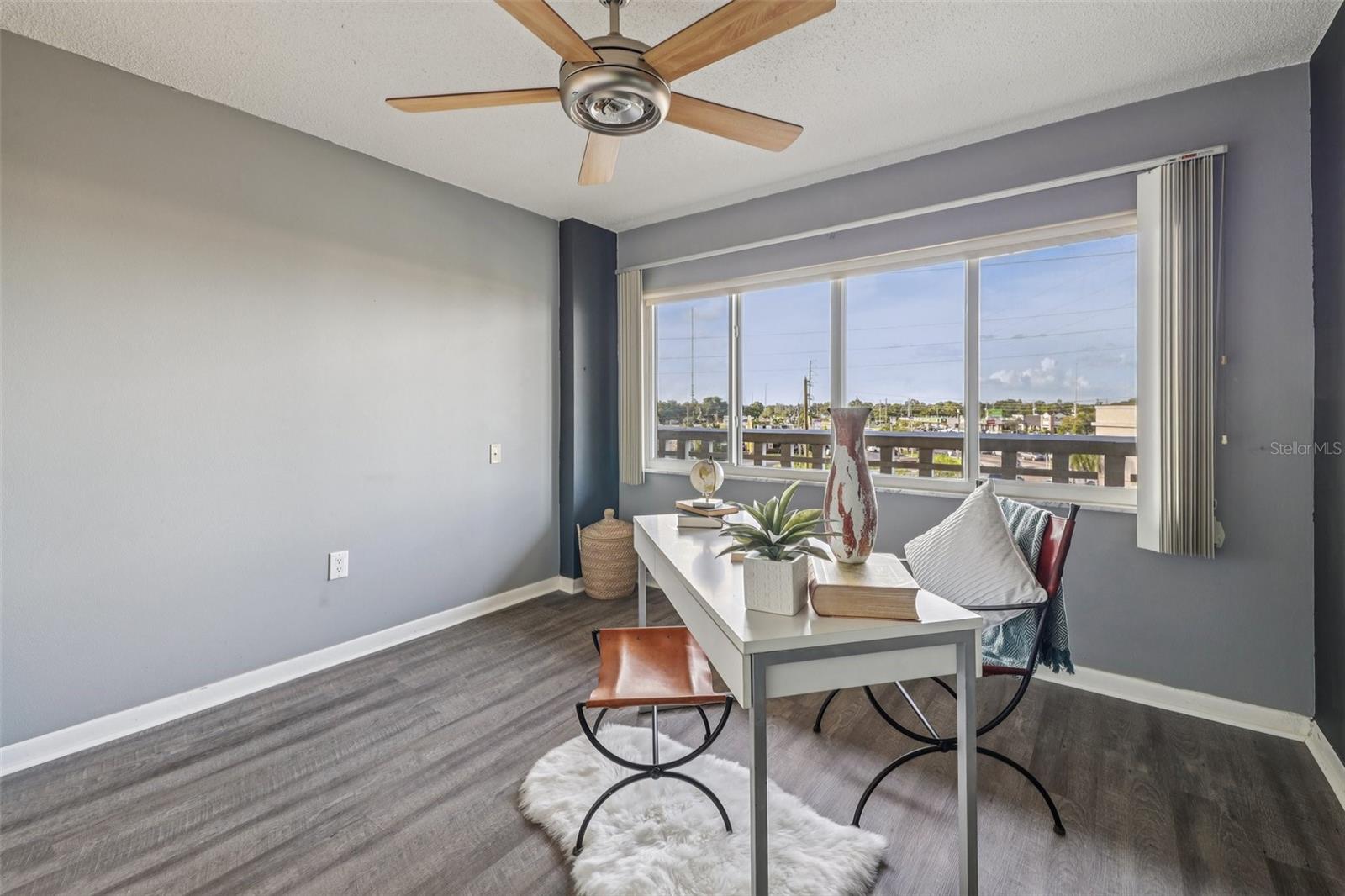 Image 25 of 68 For 8950 Park Boulevard 405