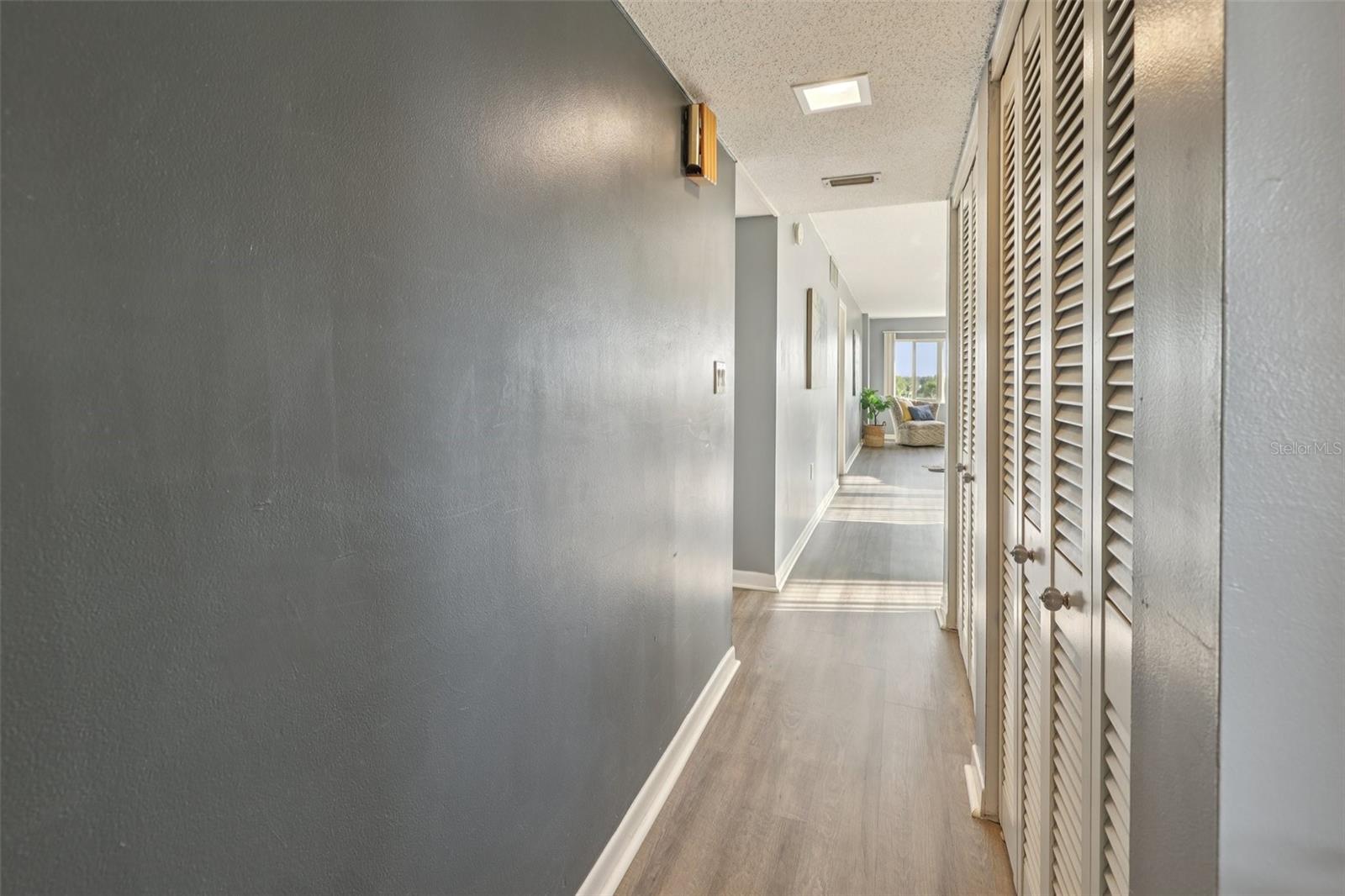 Image 3 of 68 For 8950 Park Boulevard 405
