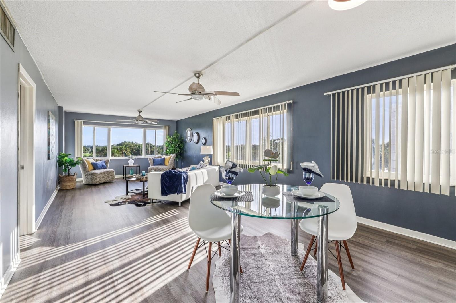 Image 4 of 68 For 8950 Park Boulevard 405