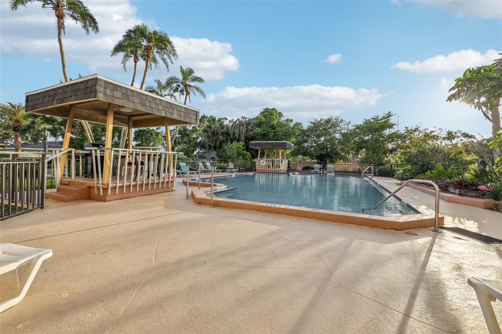 Image 44 of 68 For 8950 Park Boulevard 405