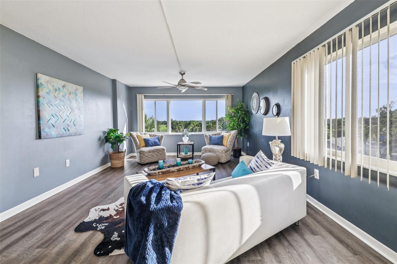 Image 6 of 68 For 8950 Park Boulevard 405