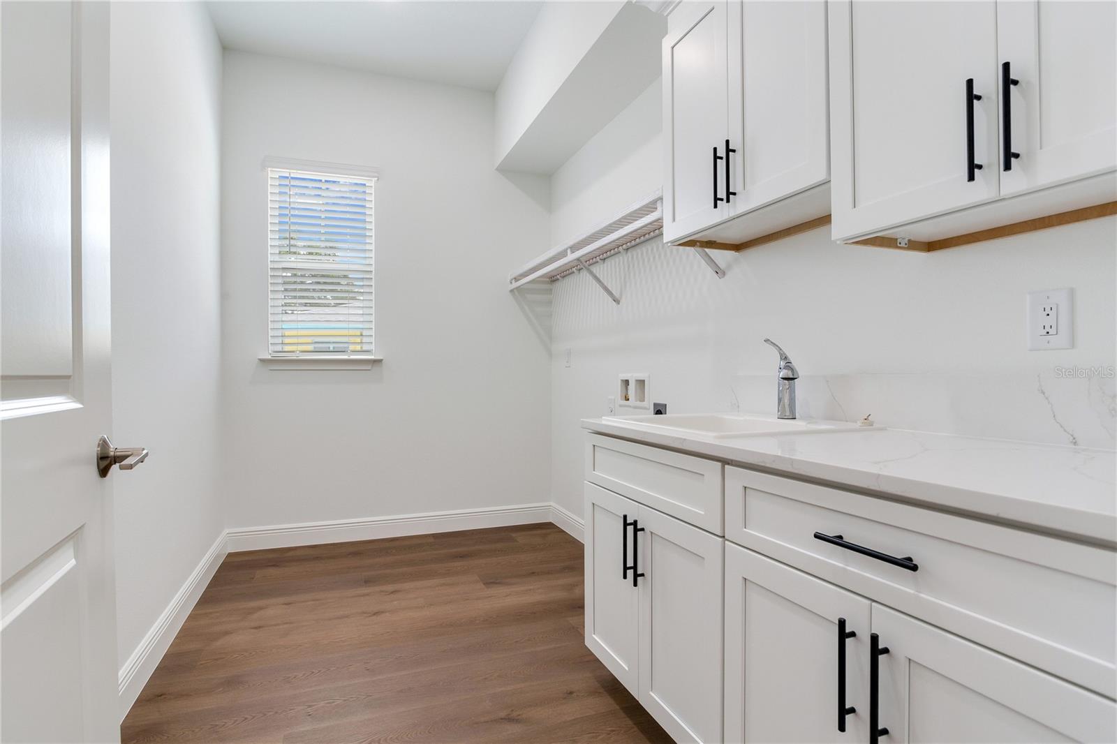 Image 59 of 71 For 2814 54th Street S