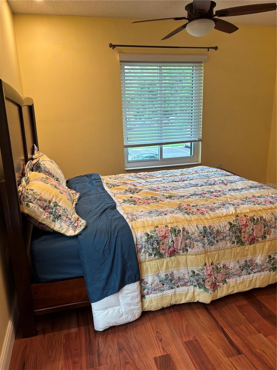 Image 16 of 26 For 1400 Pine Glen Ln  Bldg212 D-