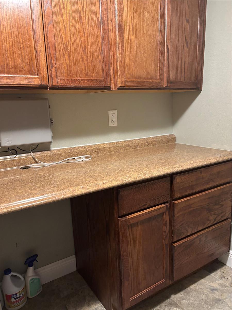 Image 22 of 26 For 1400 Pine Glen Ln  Bldg212 D-