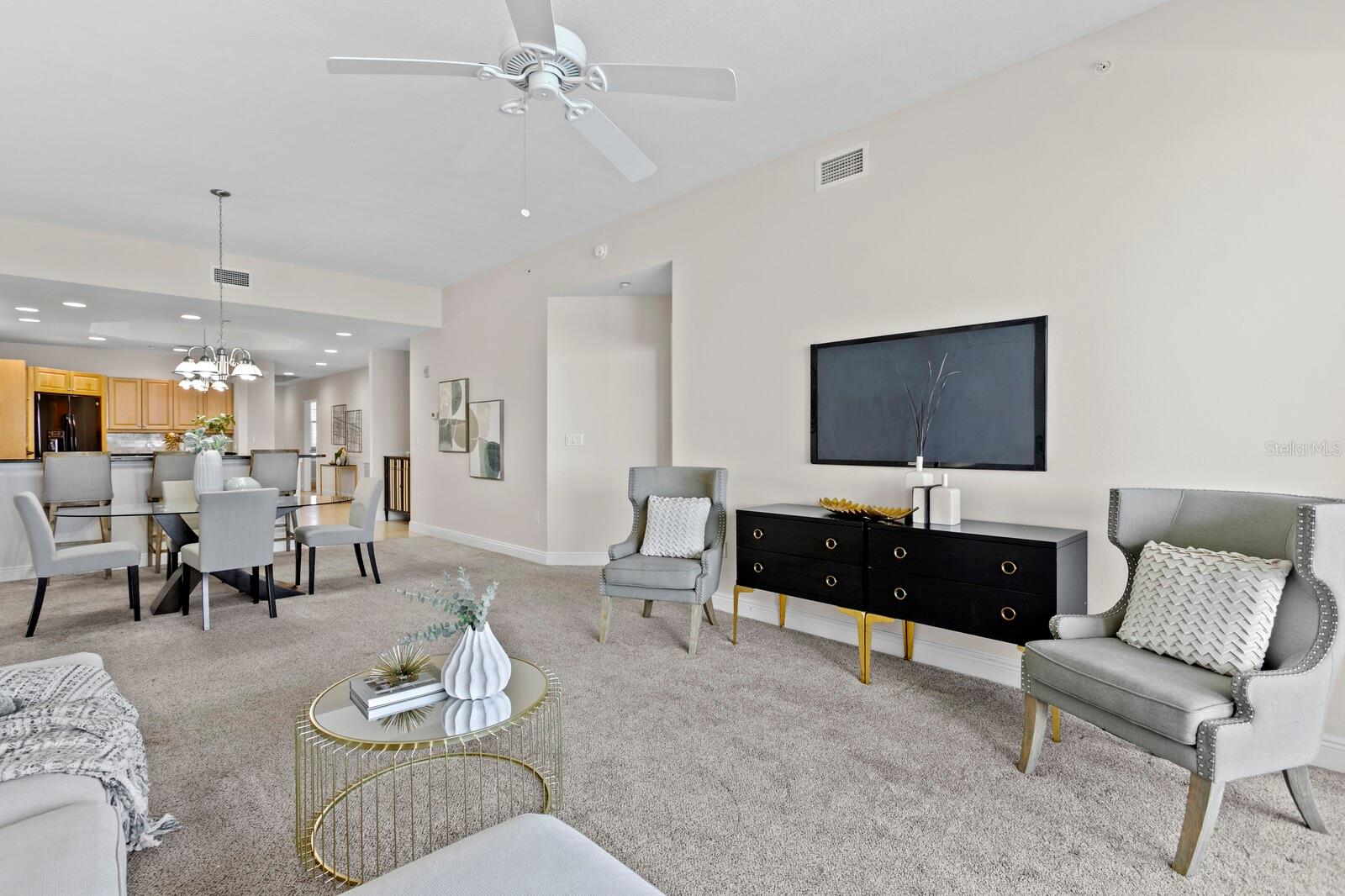 Image 24 of 84 For 17735 Gulf Boulevard 502