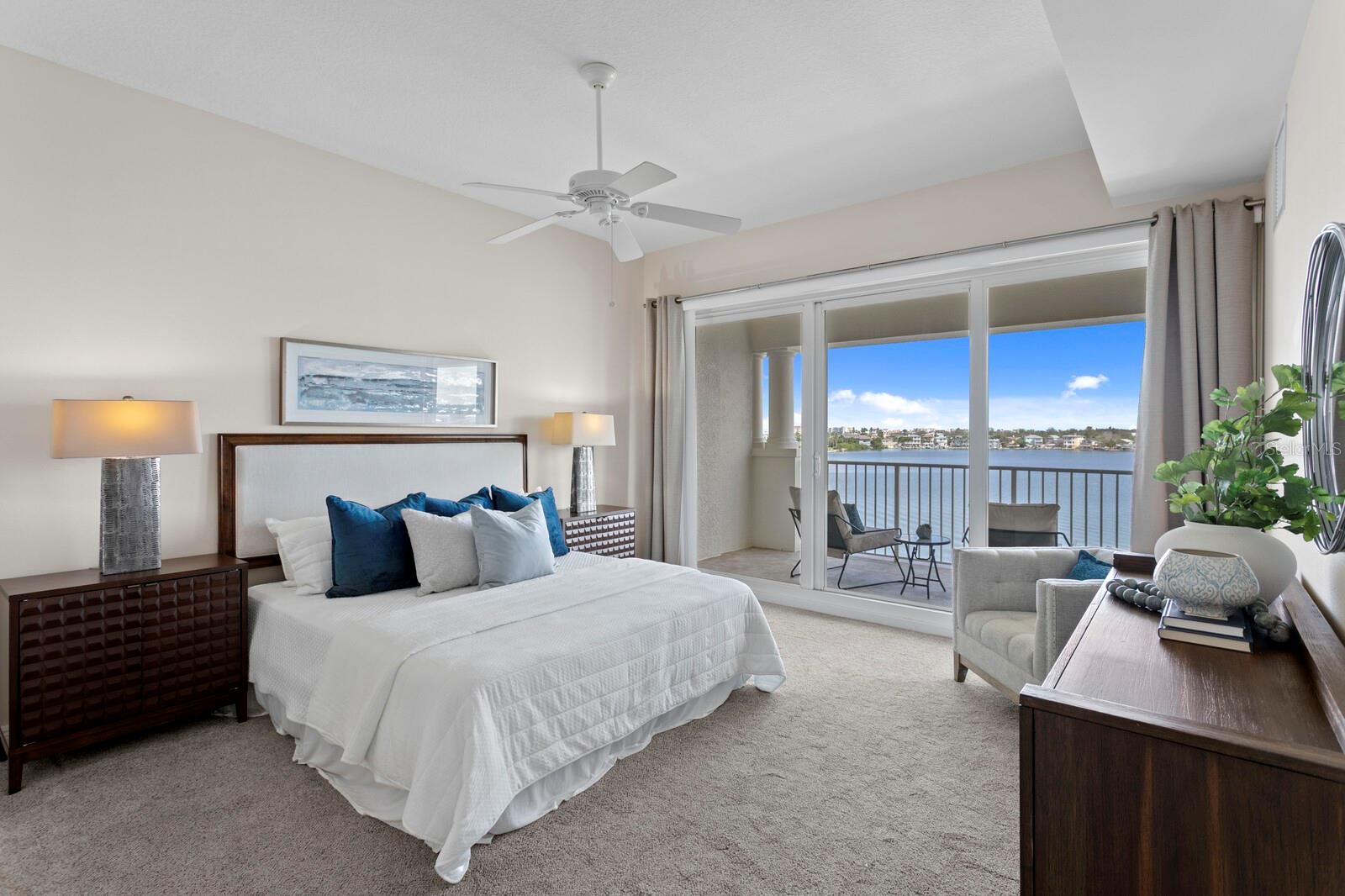 Image 30 of 84 For 17735 Gulf Boulevard 502