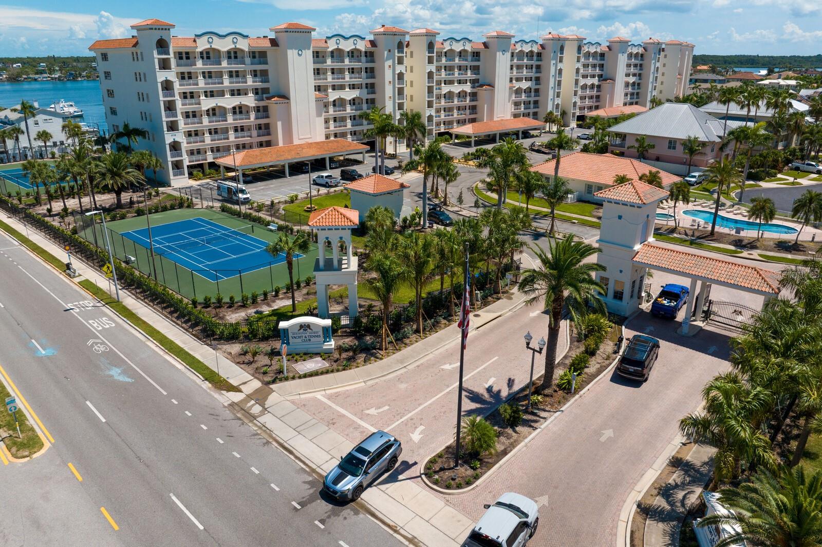 Image 64 of 84 For 17735 Gulf Boulevard 502