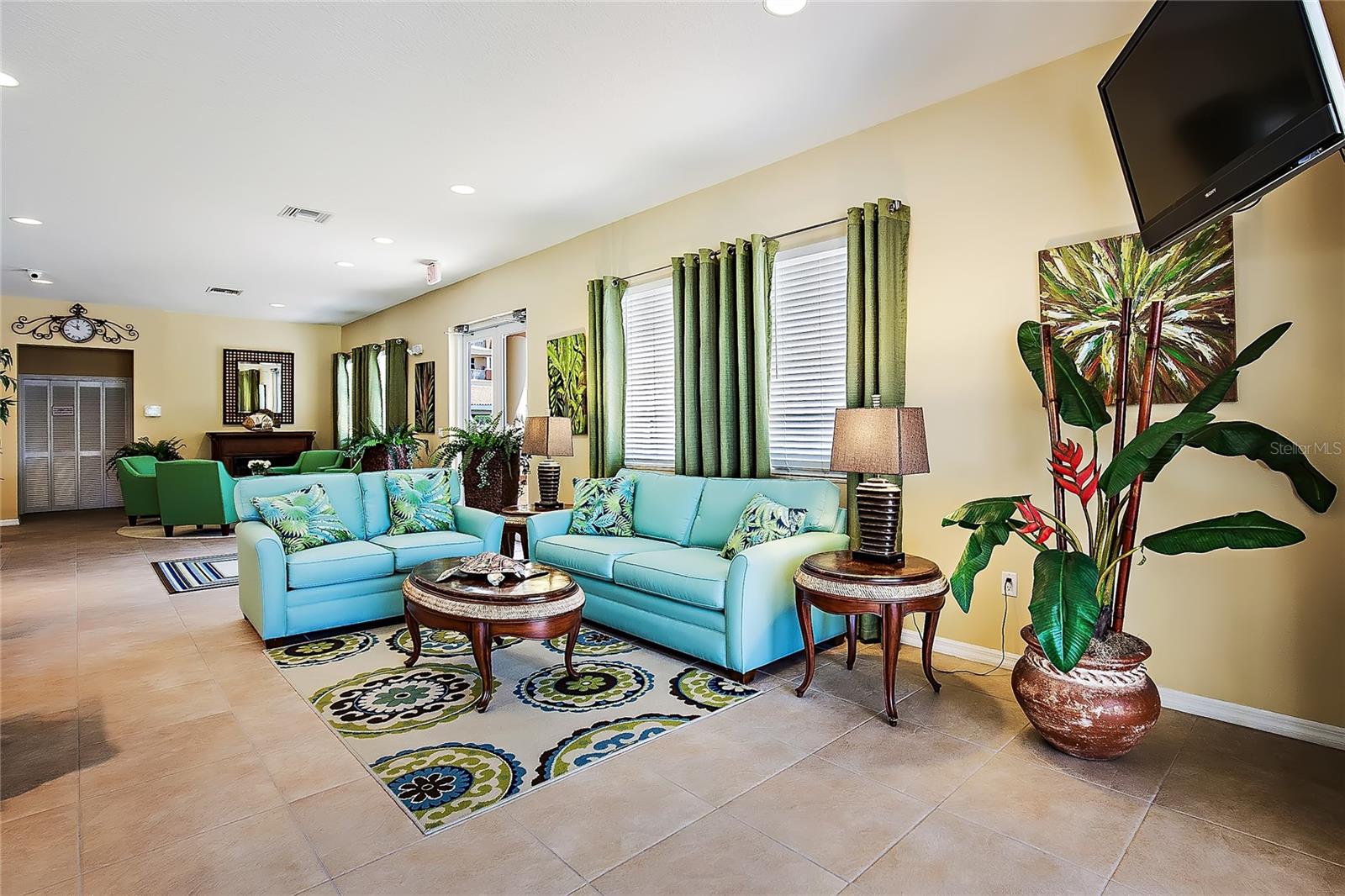 Image 67 of 84 For 17735 Gulf Boulevard 502
