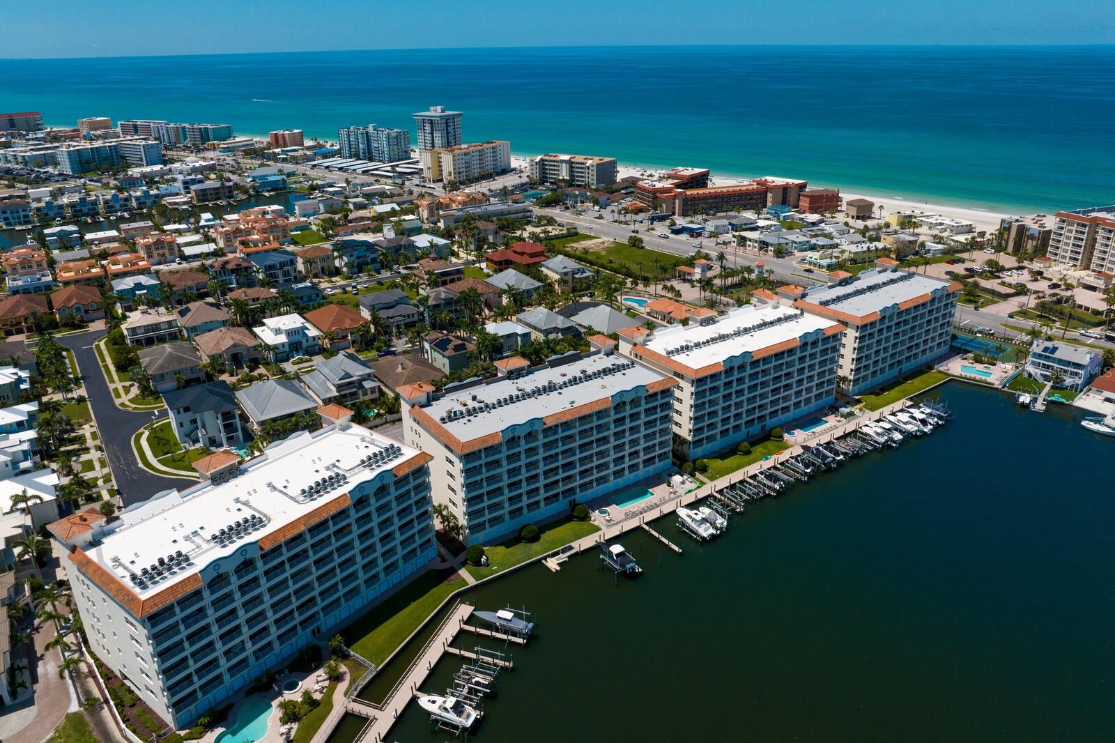 Image 70 of 84 For 17735 Gulf Boulevard 502