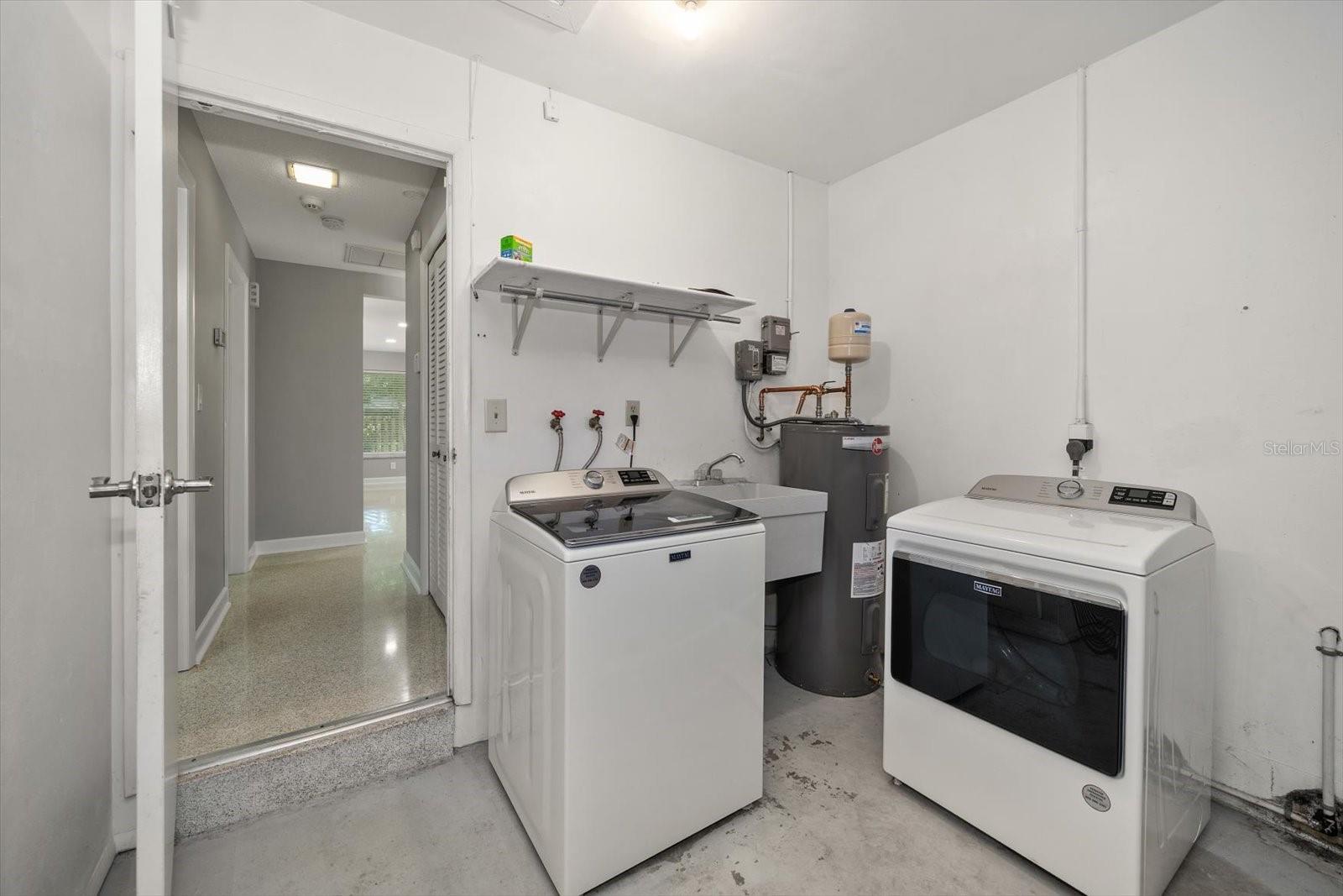 Image 38 of 73 For 1468 Fairway Drive
