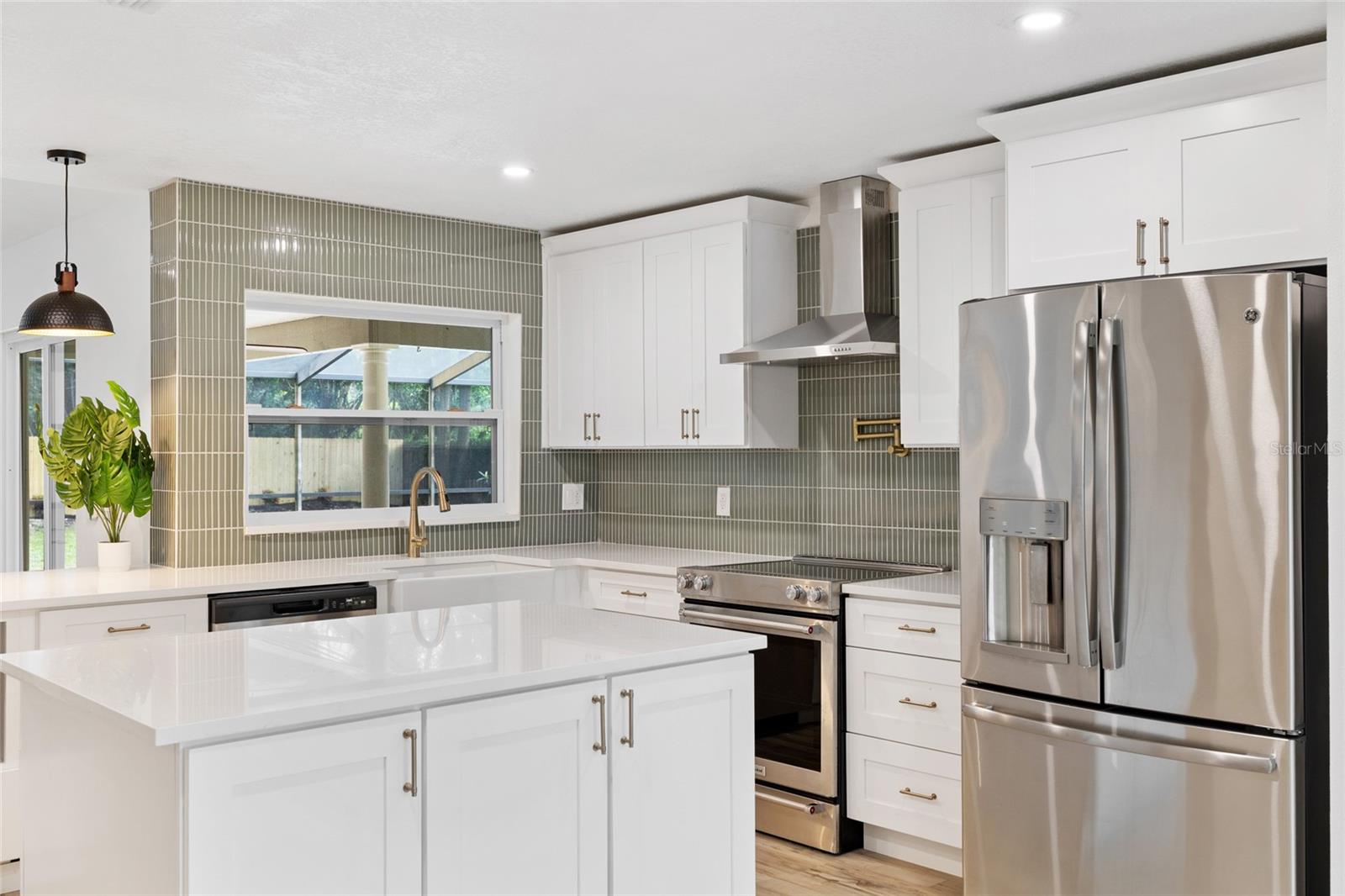 Image 14 of 59 For 15904 Nottinghill Drive