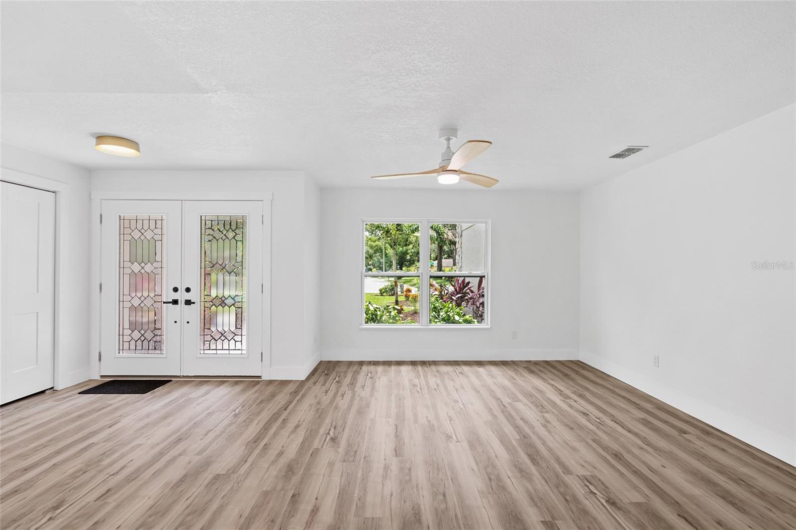 Image 8 of 59 For 15904 Nottinghill Drive