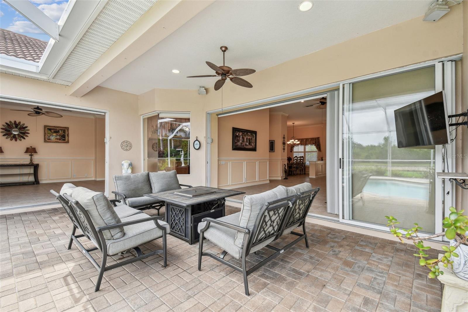 Image 16 of 40 For 17923 Arbor Haven Drive