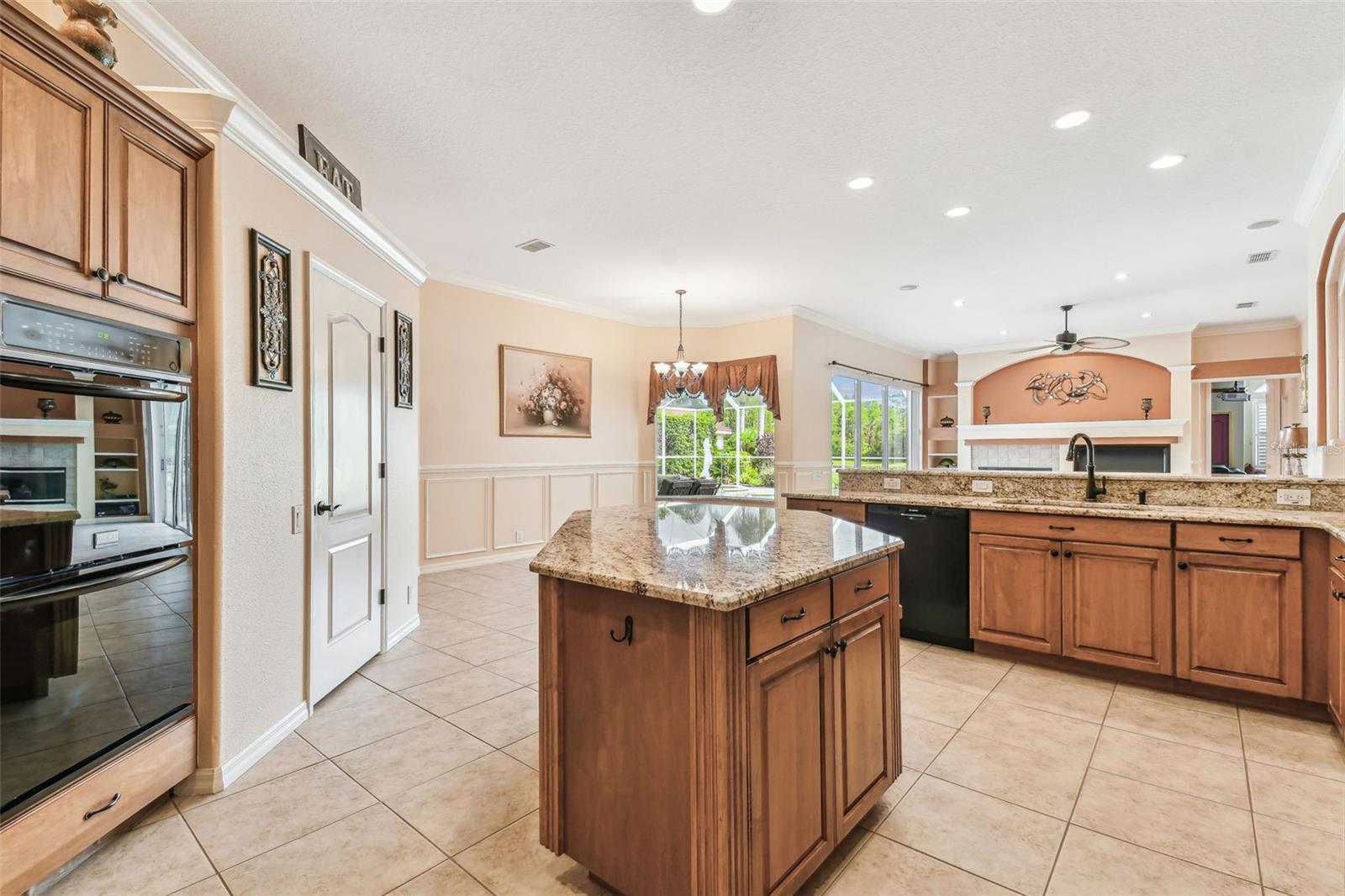 Image 9 of 40 For 17923 Arbor Haven Drive
