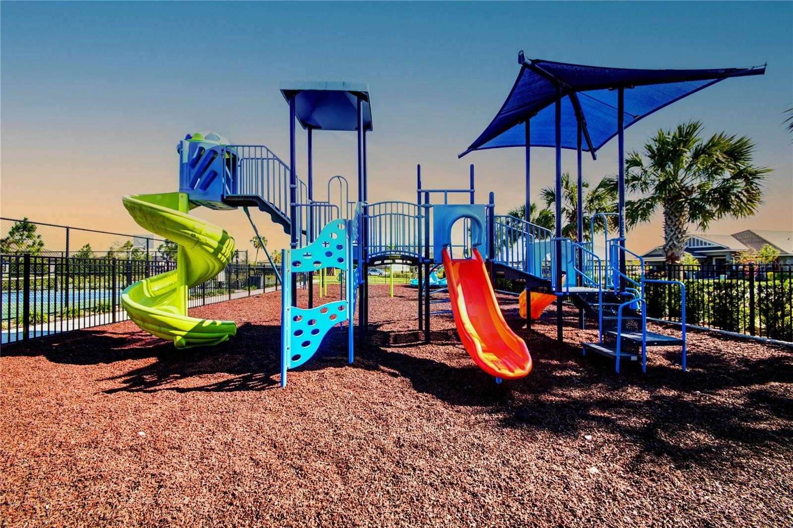 Image 4 of 33 For 16515 66th Lane E