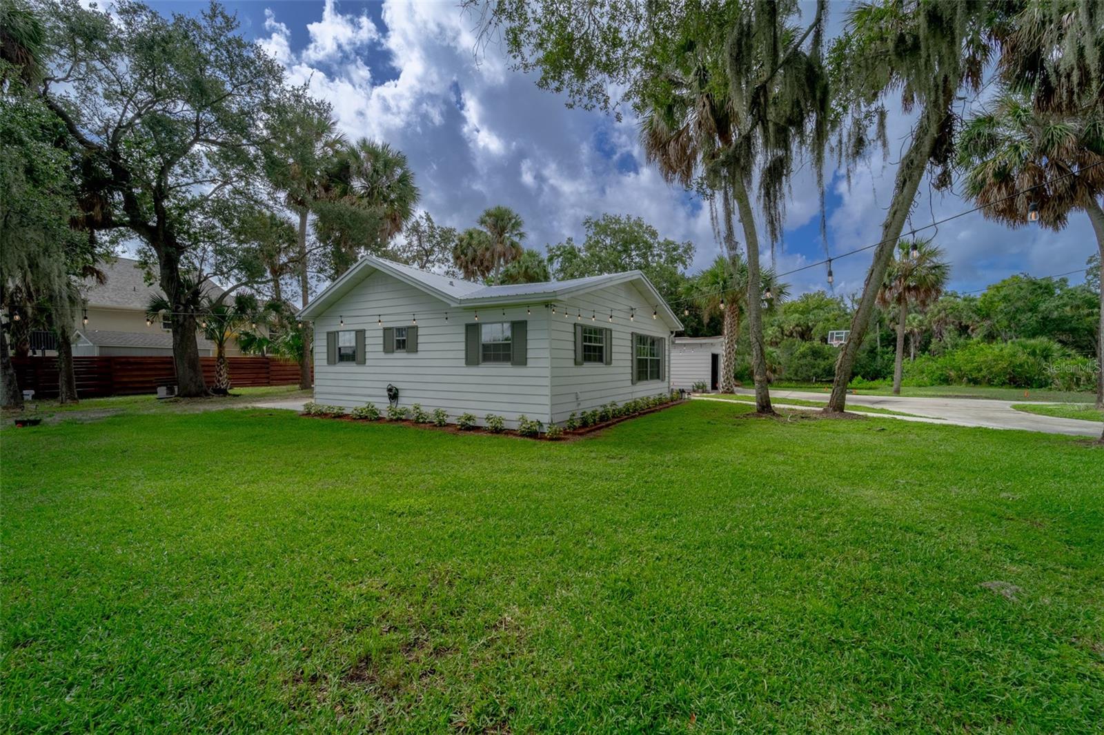 Image 2 of 5 For 512 51st Street