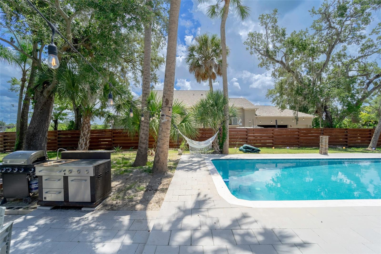 Image 3 of 5 For 512 51st Street