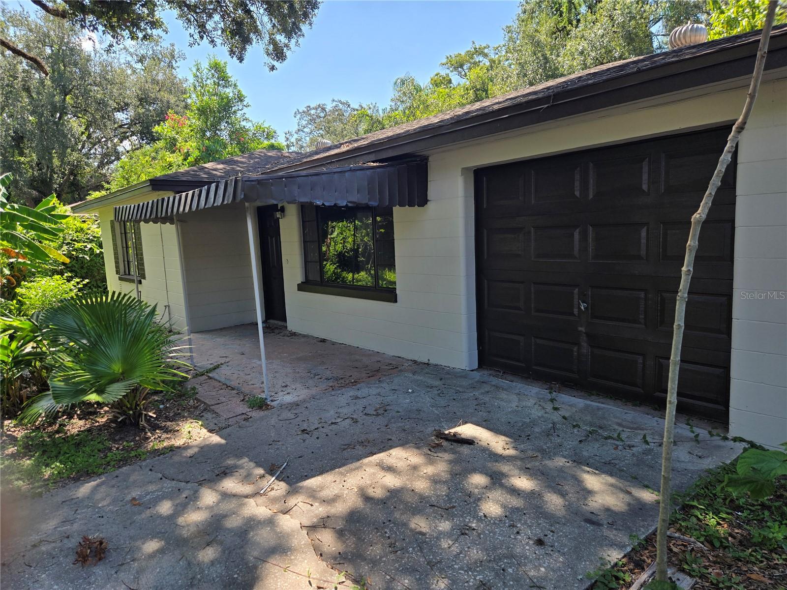 Image 3 of 42 For 804 Linebaugh Avenue