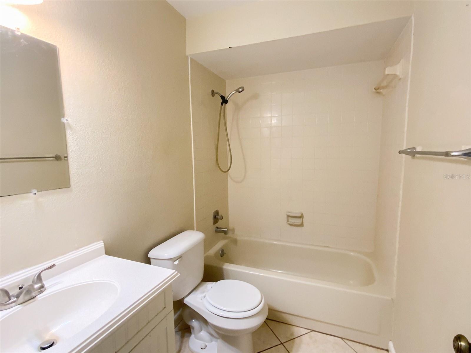 Image 20 of 27 For 13250 Ridge Road 3b5