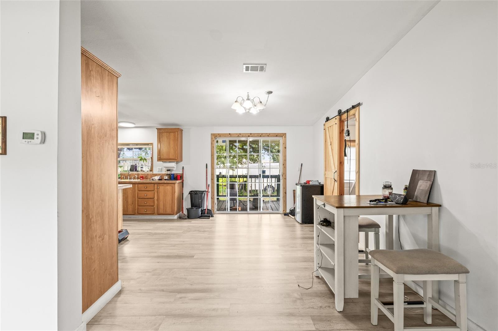 Image 9 of 25 For 1003 Brinwood Drive