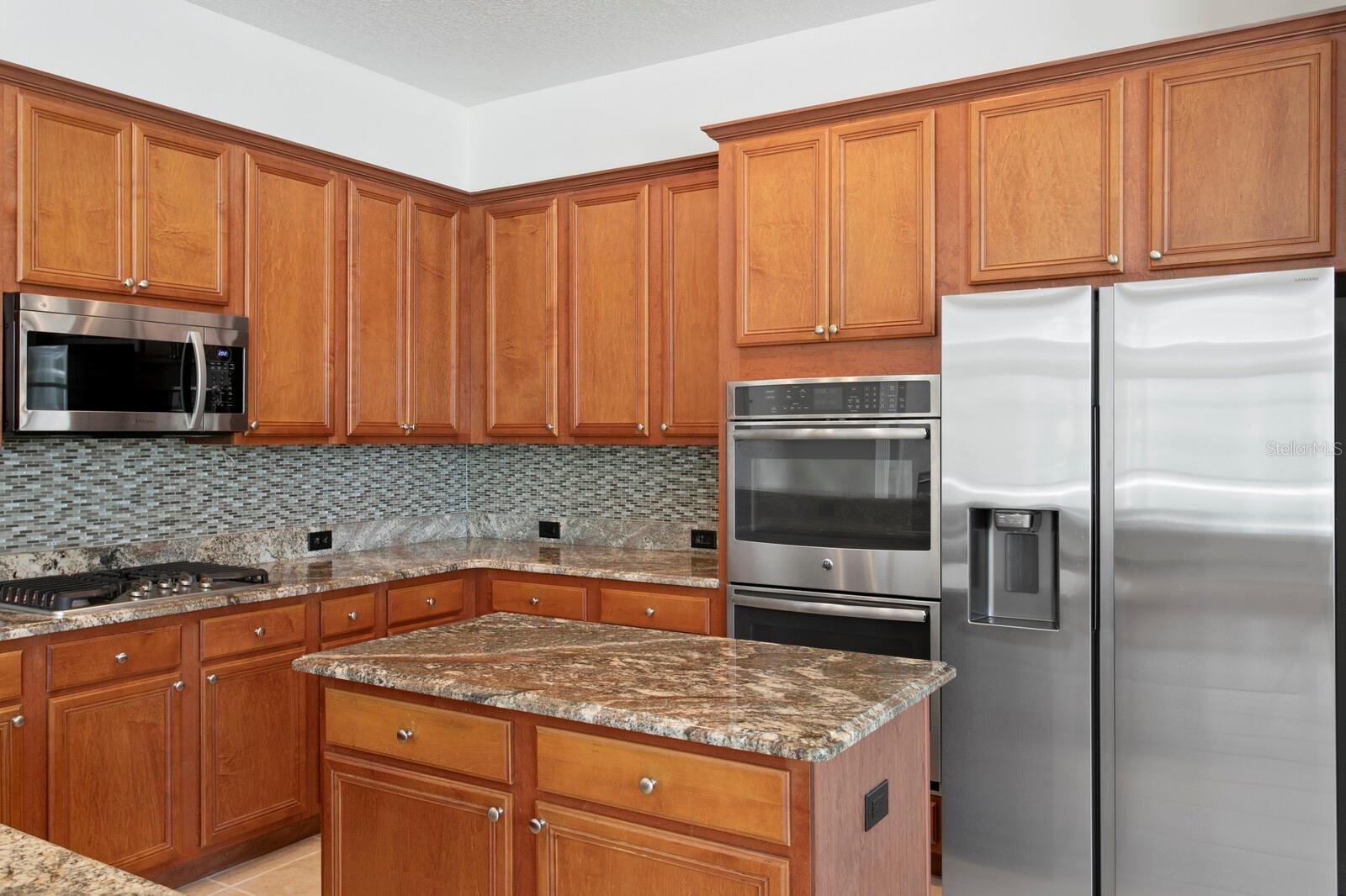 Image 16 of 87 For 4614 Mirabella Place