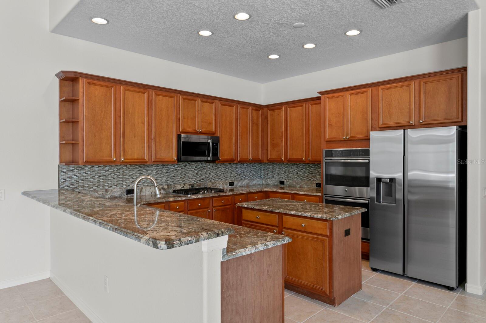 Image 18 of 87 For 4614 Mirabella Place