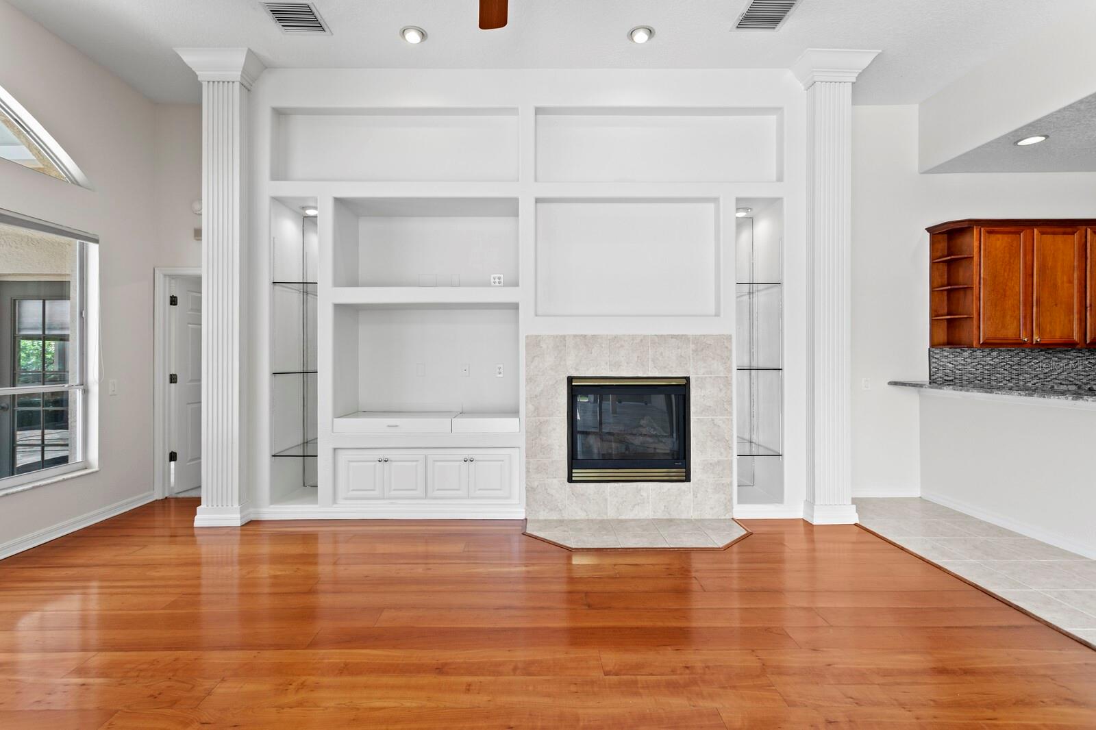Image 22 of 87 For 4614 Mirabella Place