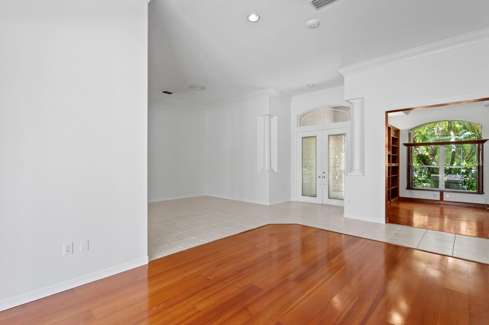Image 8 of 87 For 4614 Mirabella Place