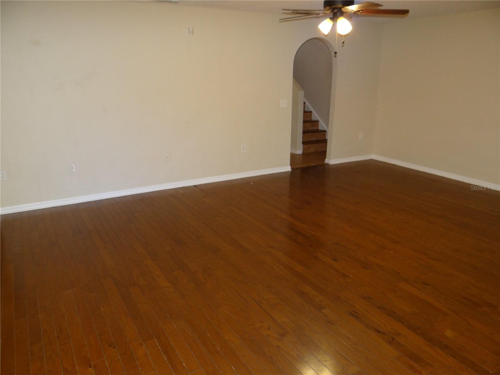 Image 5 of 12 For 4651 Ashburn Square Drive