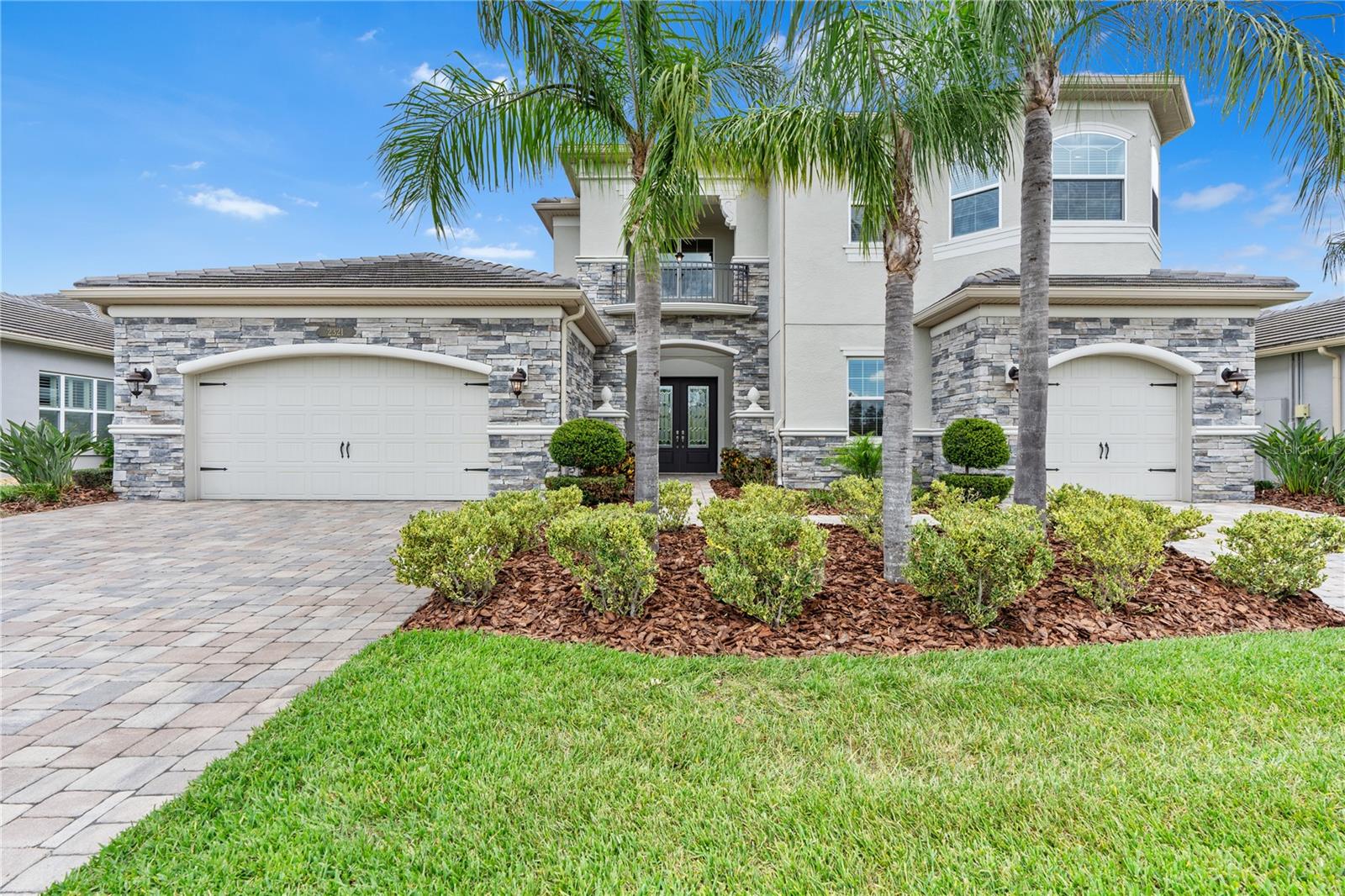 Details for 2321 Hollow Forest Court, WESLEY CHAPEL, FL 33543
