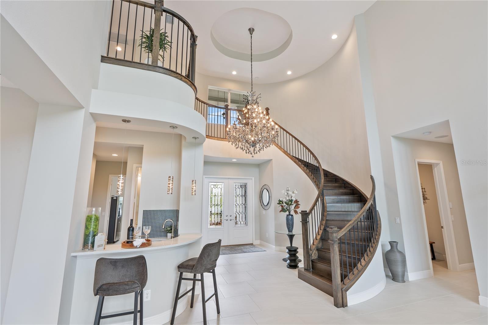 Listing photo id 8 for 2321 Hollow Forest Court
