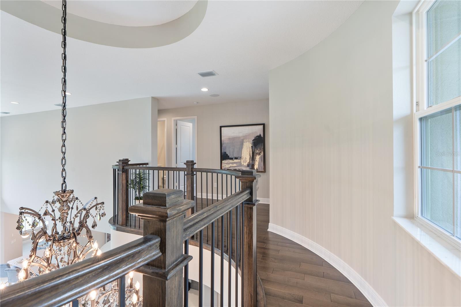 Listing photo id 59 for 2321 Hollow Forest Court