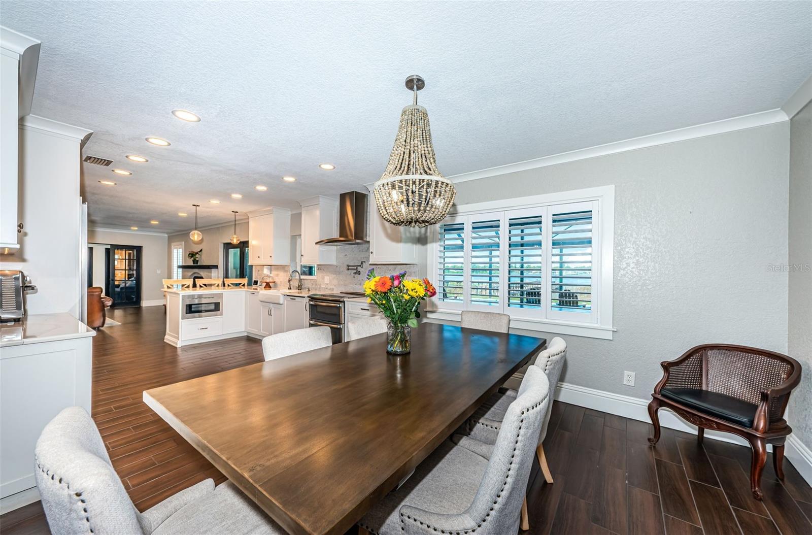 Listing photo id 9 for 10866 Harborside Drive