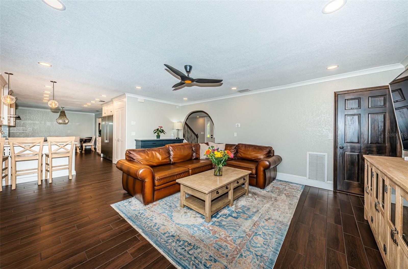 Listing photo id 14 for 10866 Harborside Drive