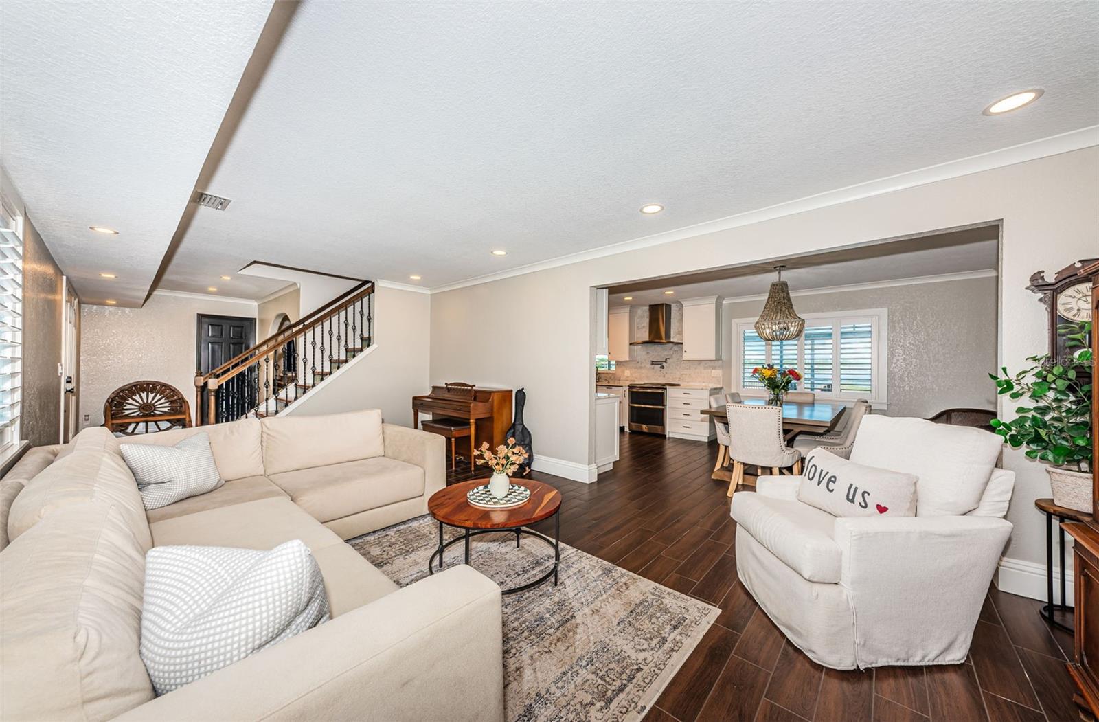 Listing photo id 17 for 10866 Harborside Drive