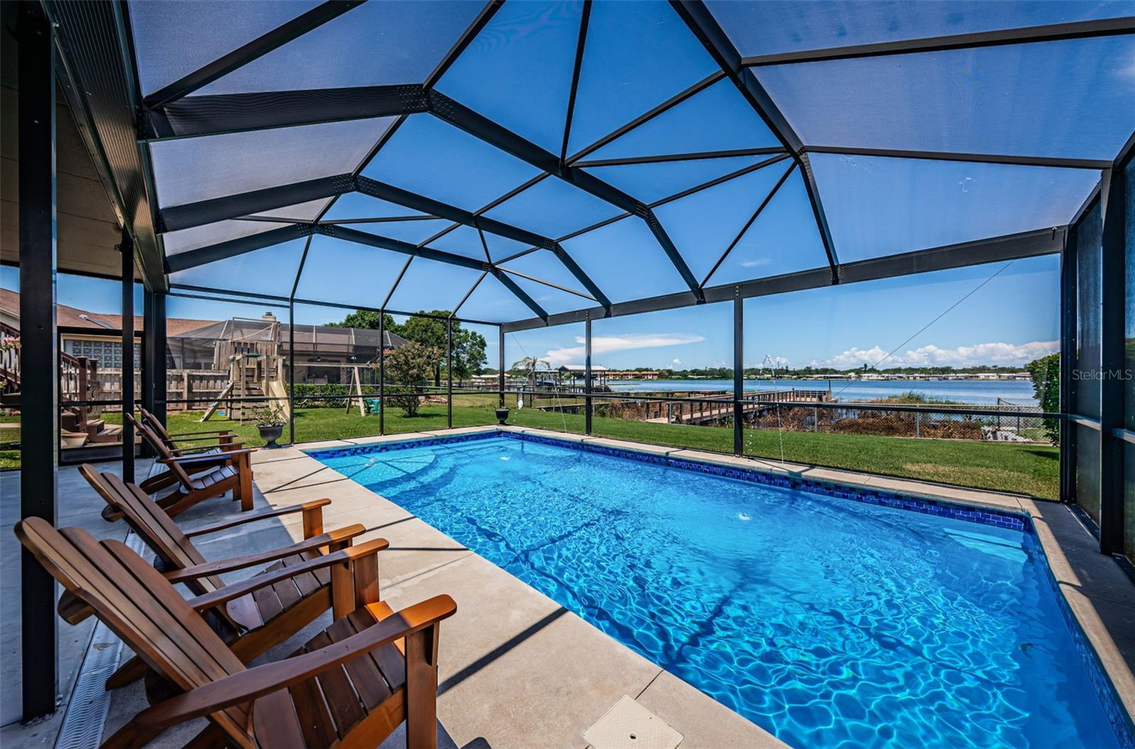 Listing photo id 36 for 10866 Harborside Drive