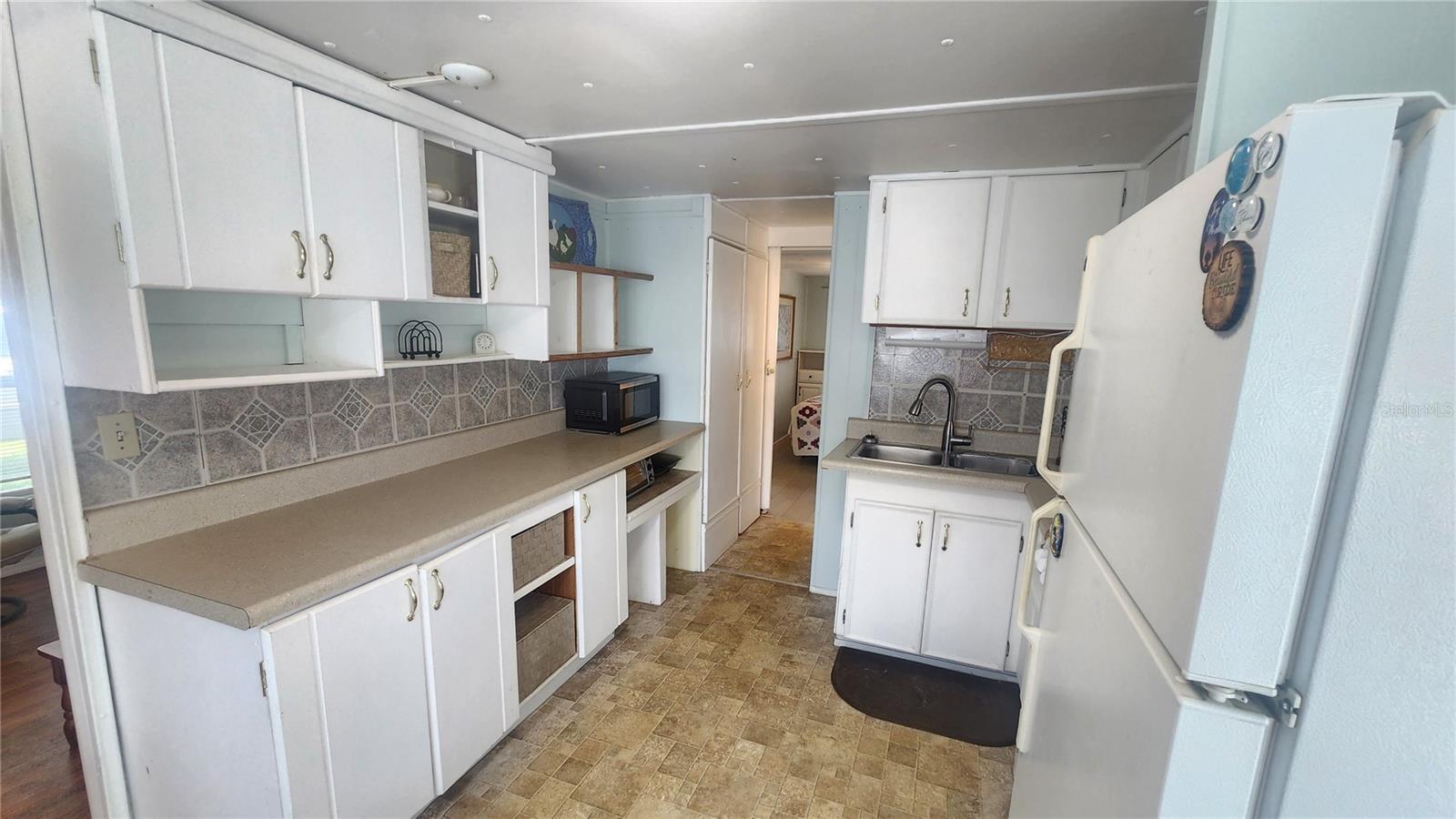 Image 10 of 24 For 12766 Seminole Boulevard 53