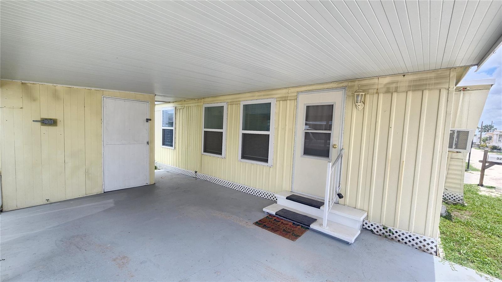 Image 2 of 24 For 12766 Seminole Boulevard 53