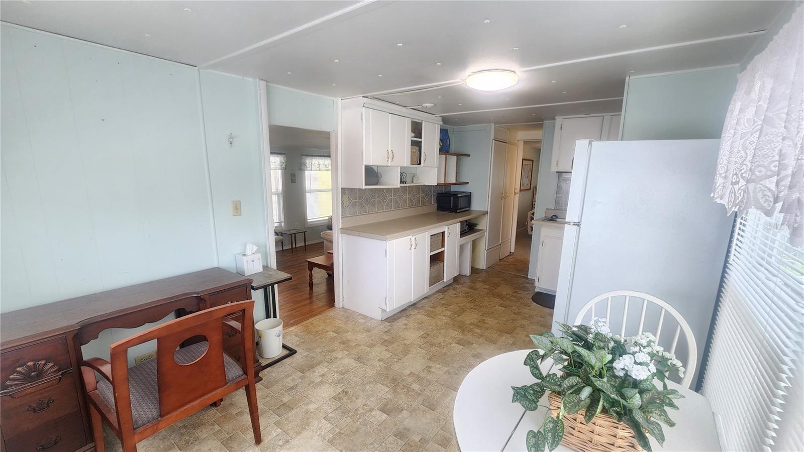 Image 7 of 24 For 12766 Seminole Boulevard 53