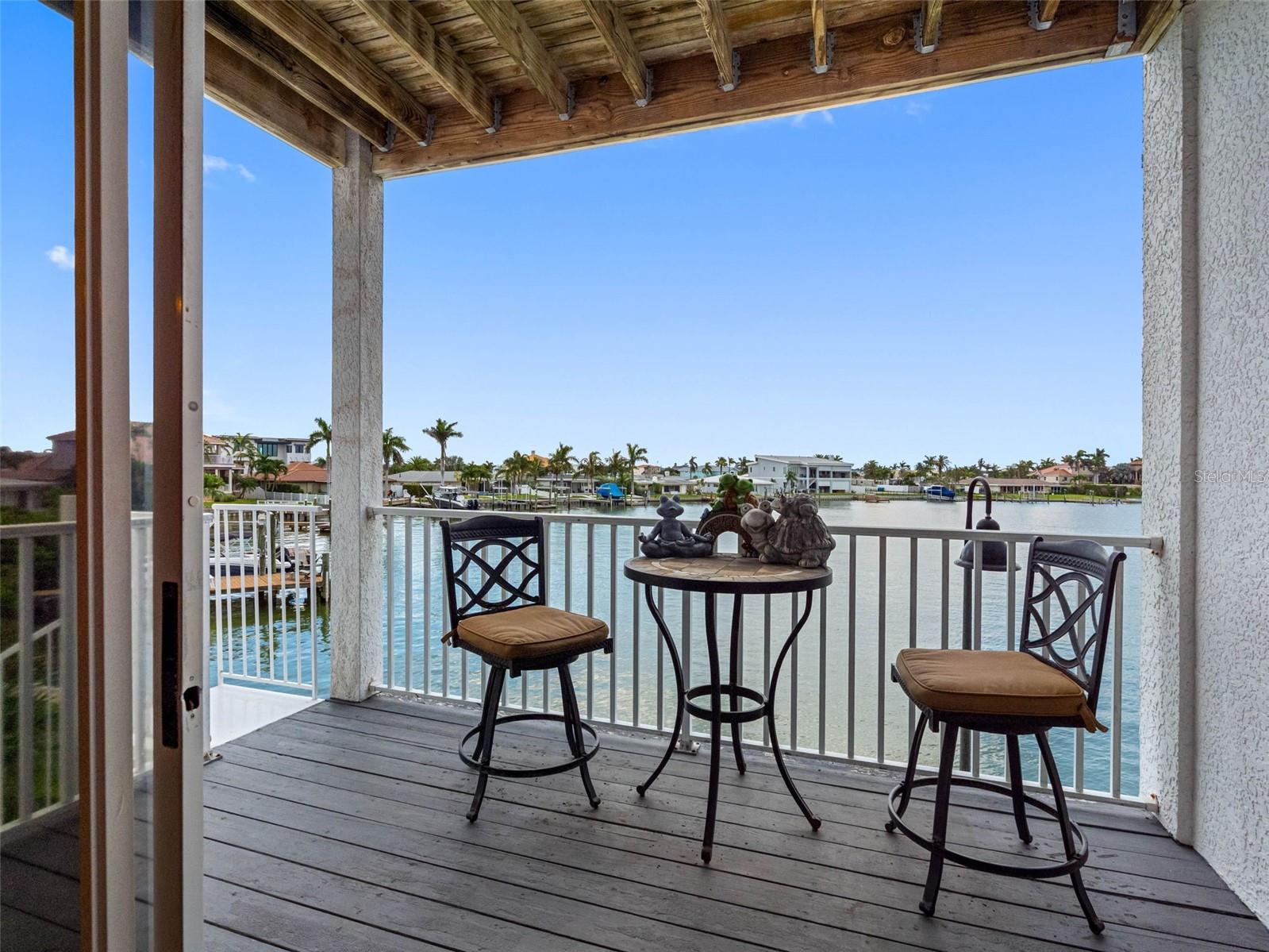 Image 10 of 41 For 113 Yacht Club Circle