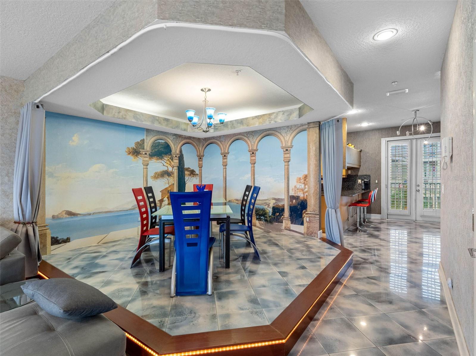 Image 9 of 41 For 113 Yacht Club Circle