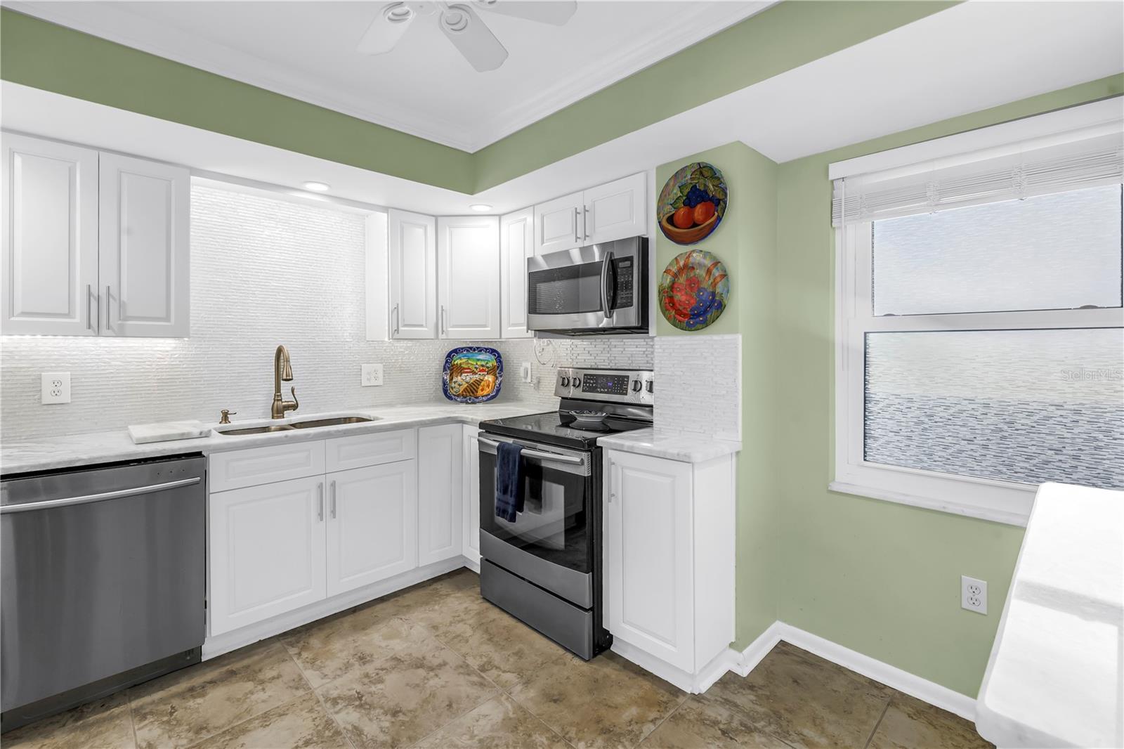 Image 7 of 63 For 5200 Brittany Drive S 503