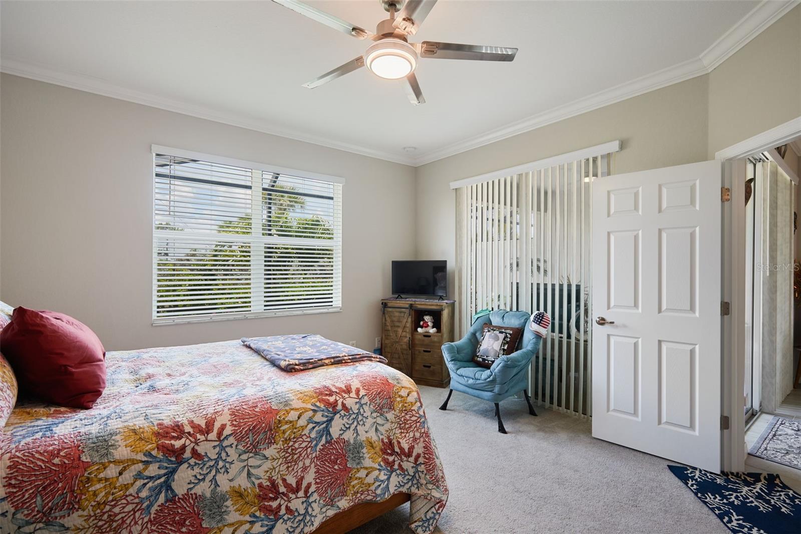 Image 13 of 27 For 17709 Woodland Court Ne