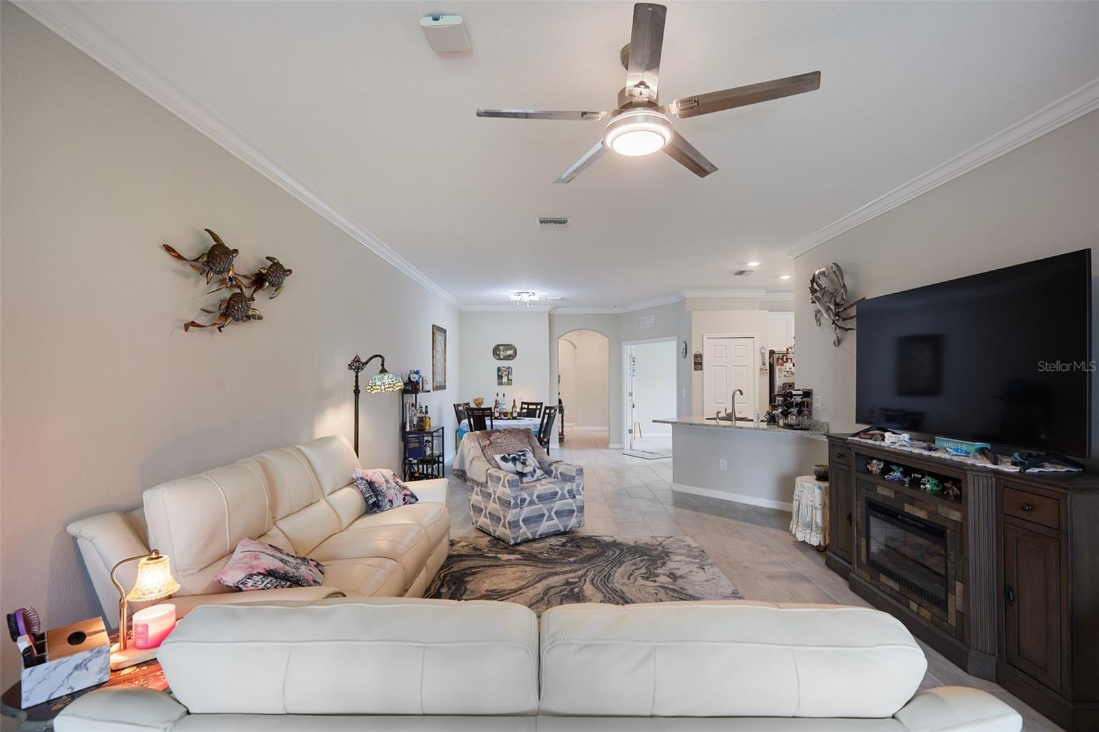 Image 7 of 27 For 17709 Woodland Court Ne