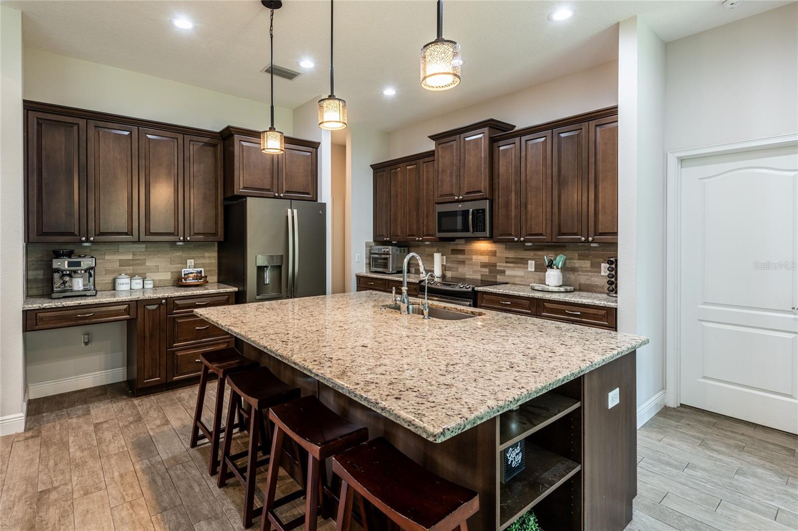 Image 13 of 51 For 27500 Elkwood Circle