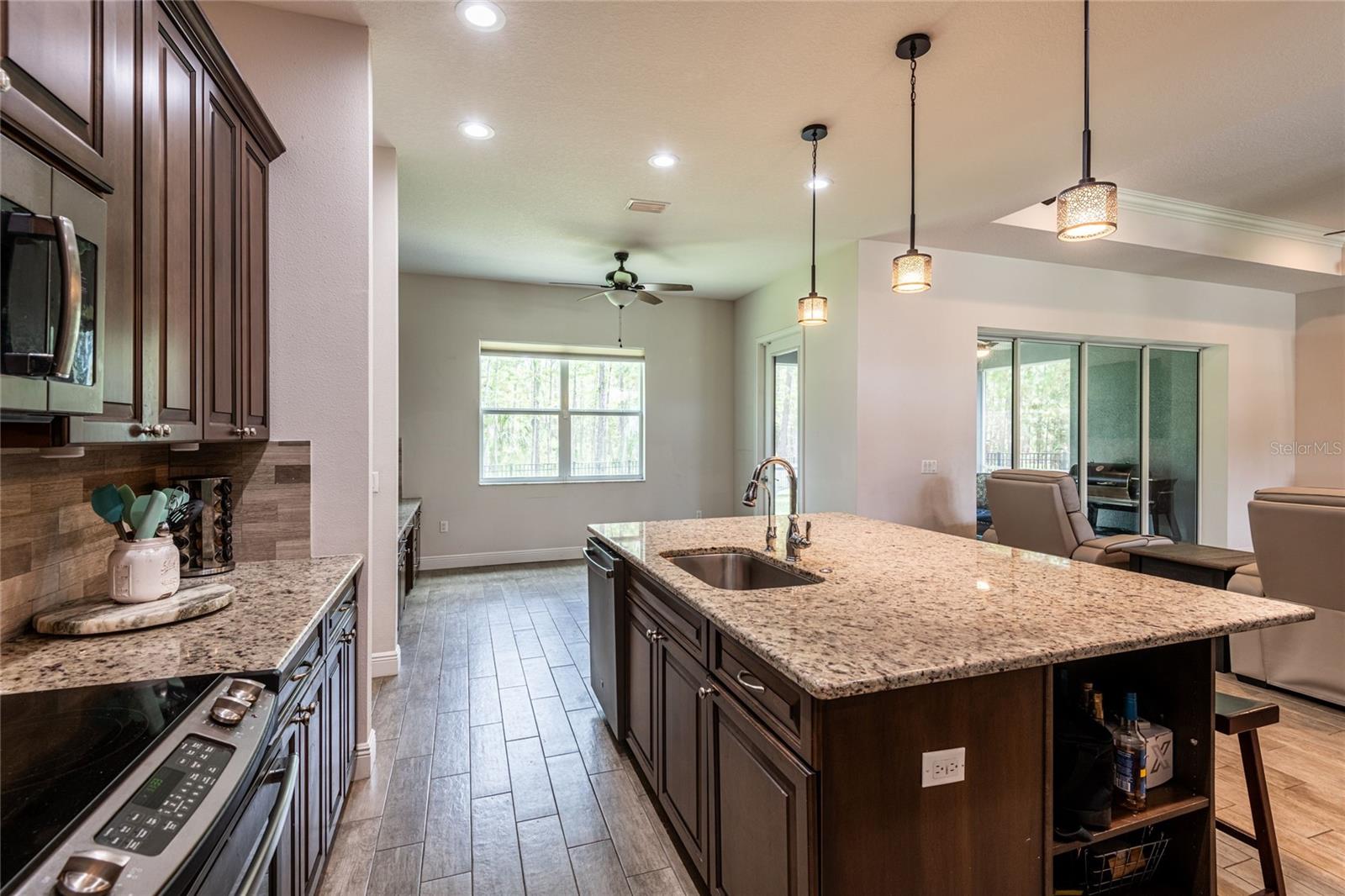Image 15 of 51 For 27500 Elkwood Circle