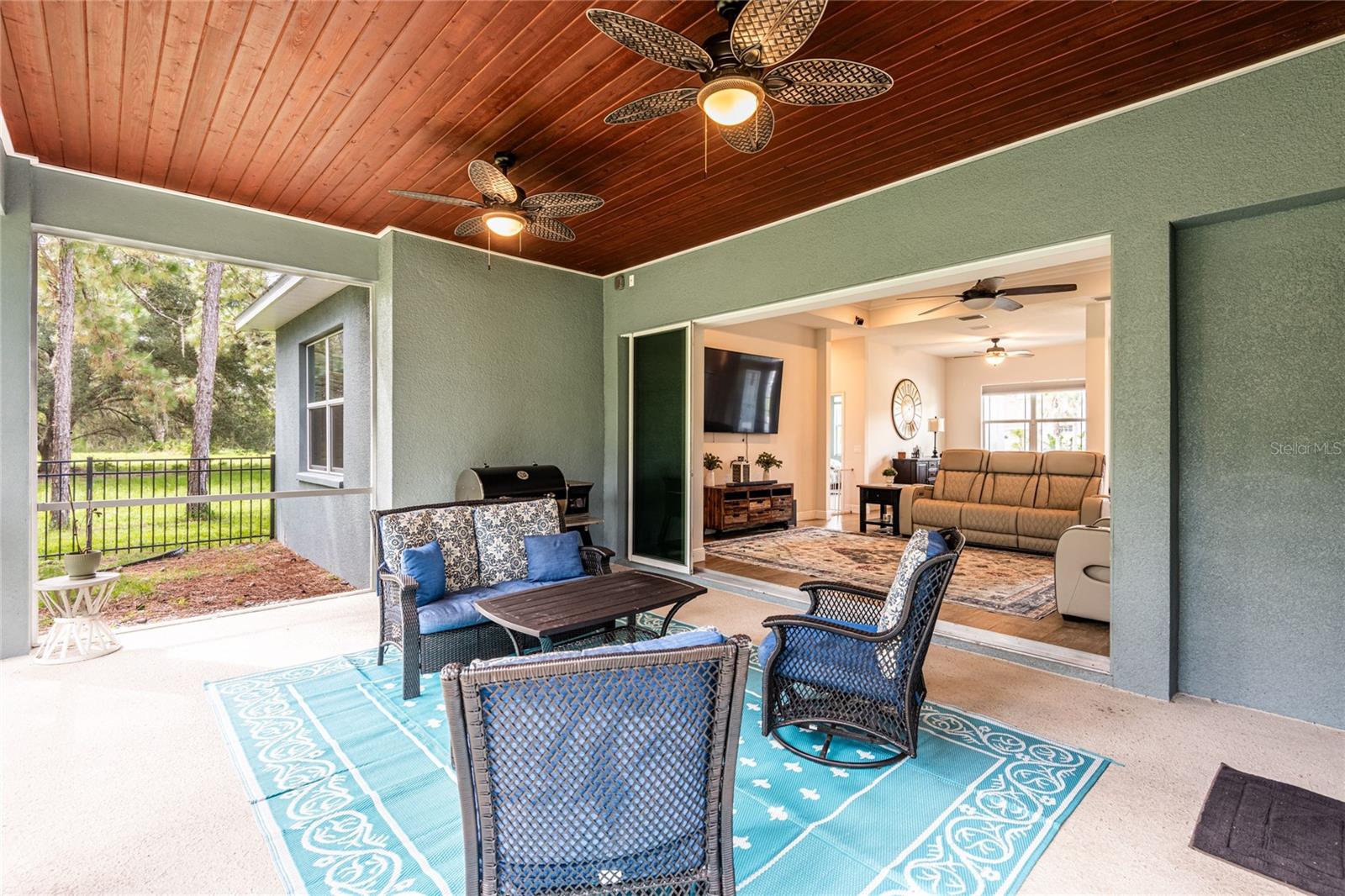 Image 42 of 51 For 27500 Elkwood Circle