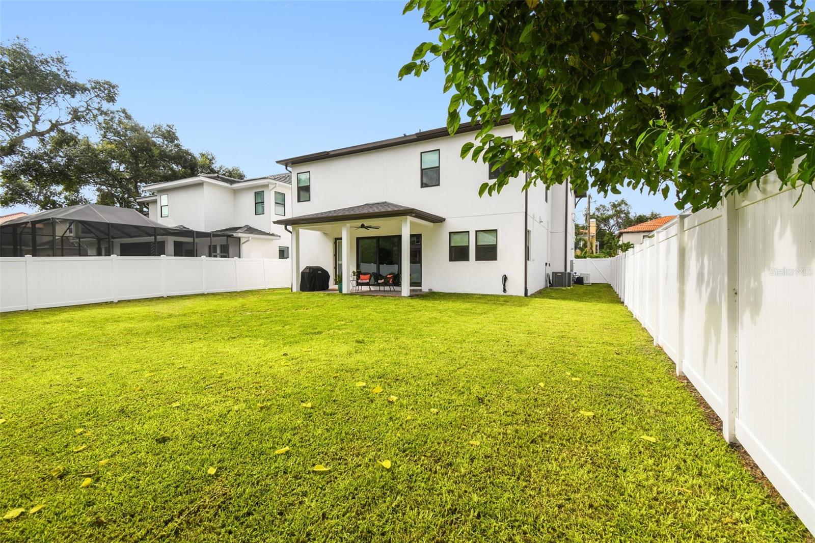 Image 47 of 51 For 3113 Harbor View Avenue