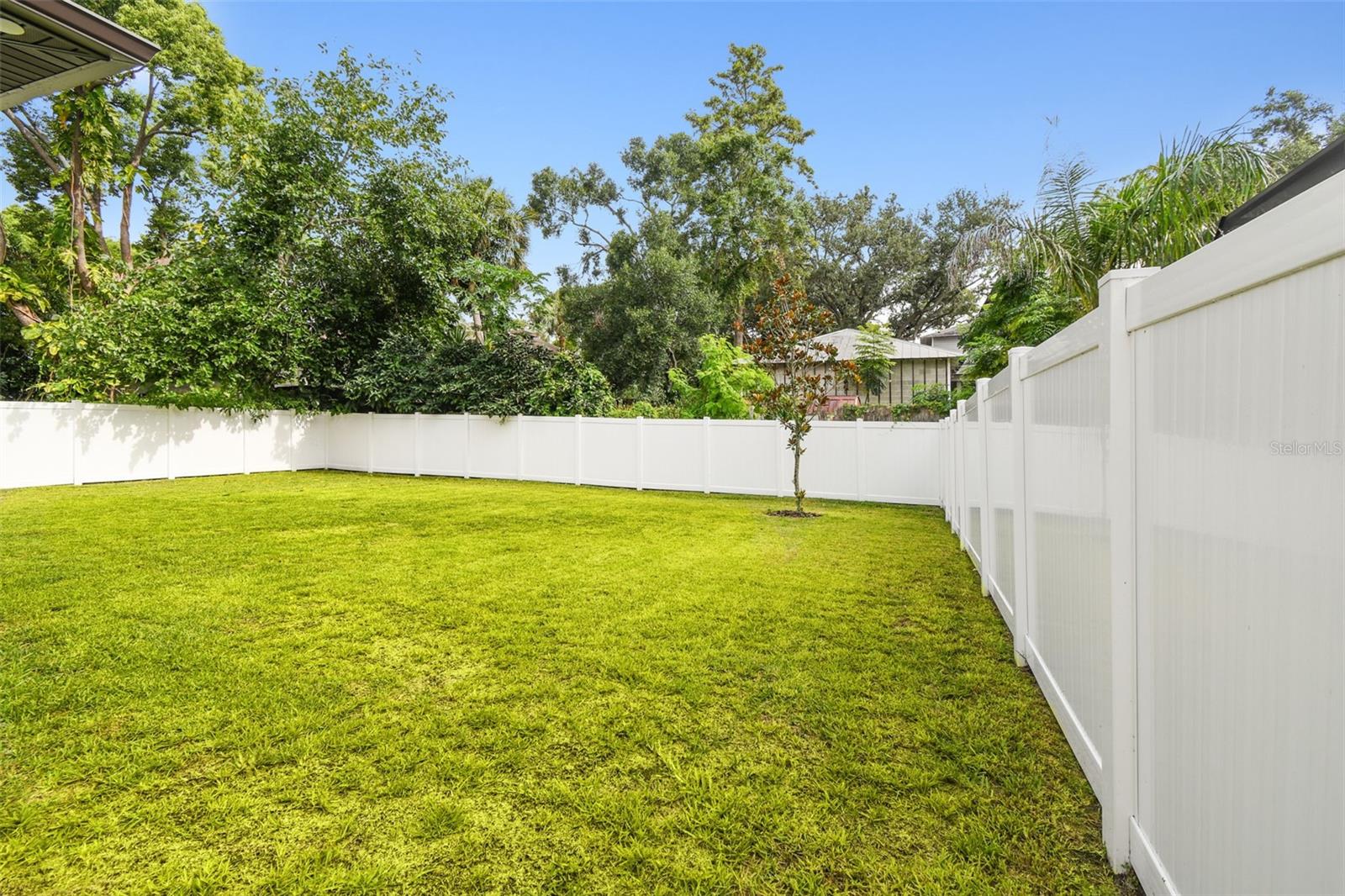 Image 48 of 51 For 3113 Harbor View Avenue